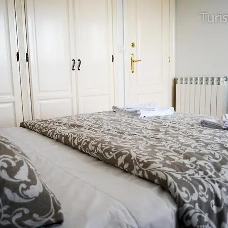 Holiday home Calzadas - Jardin, Parking Y Vistas Increibles