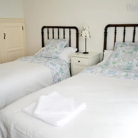 Calzadas - Jardín, Parking Y Vistas Increíbles Сasa de vacaciones *